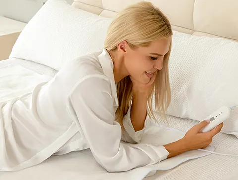 Poliestere bianco elettrico sotto coperta